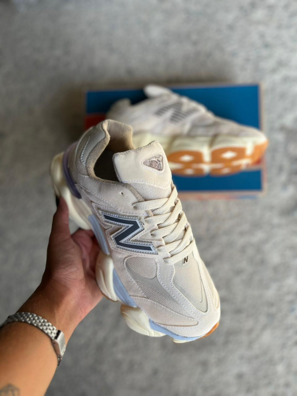 New Balance 9060 Premium Creme