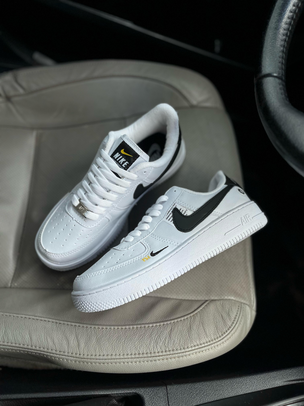 Air Force Off Branco/preto