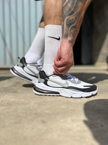 Nike Air Max 270 React Cinza