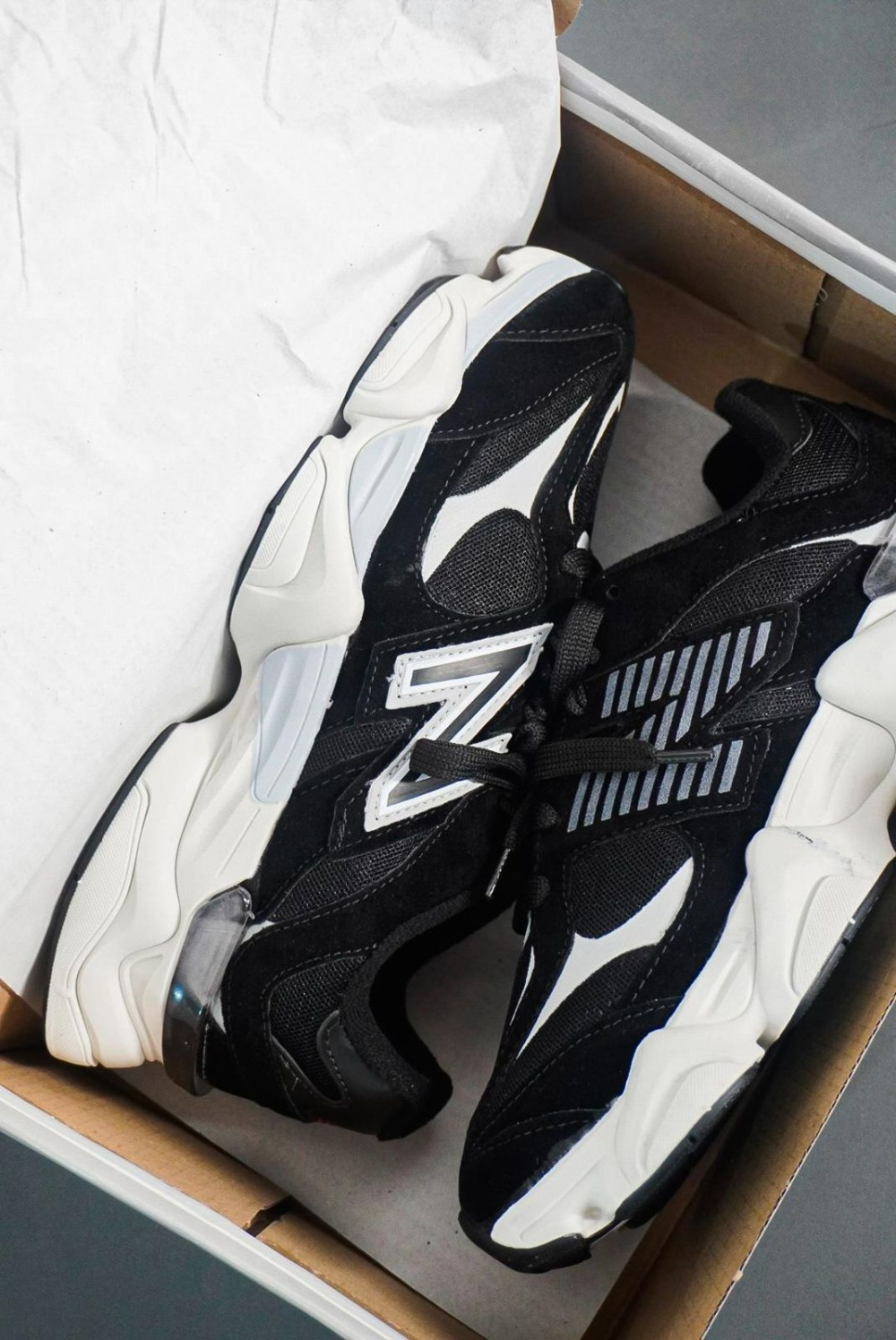 New Balance 9060 Premium Preto