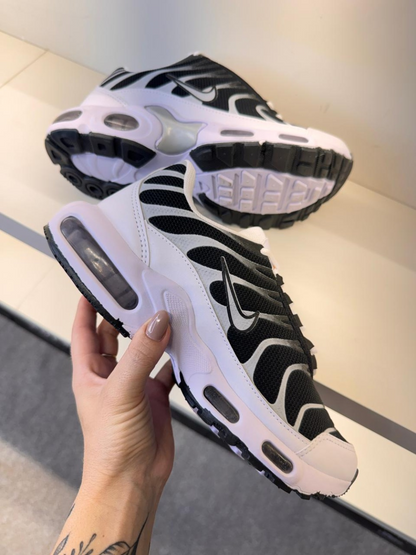Nike TN Plus 1 Preto/branco