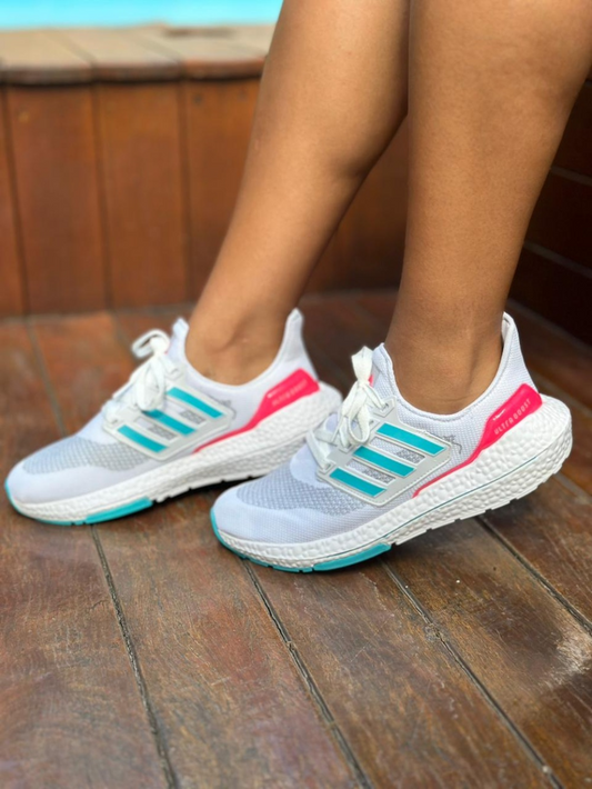 Adidas Ultraboost 21 Tricolor