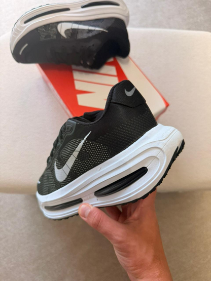 Nike Vomero Premium Preto