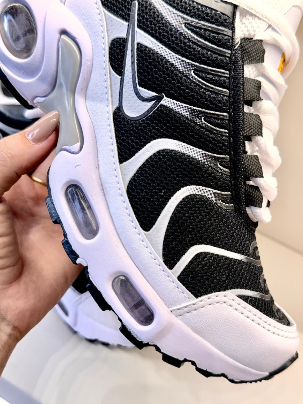 Nike TN Plus 1 Preto/branco