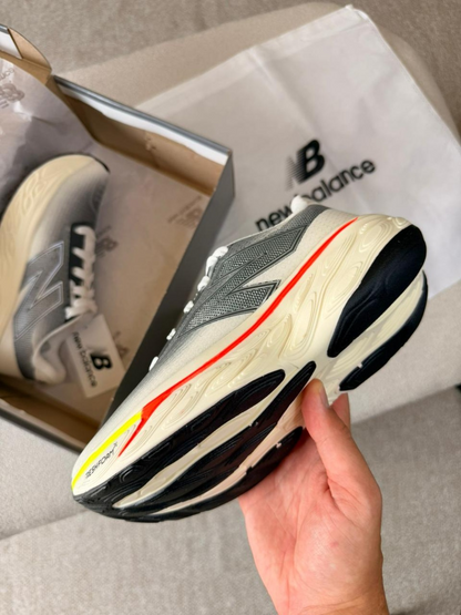 New Balance 1080 Cinza