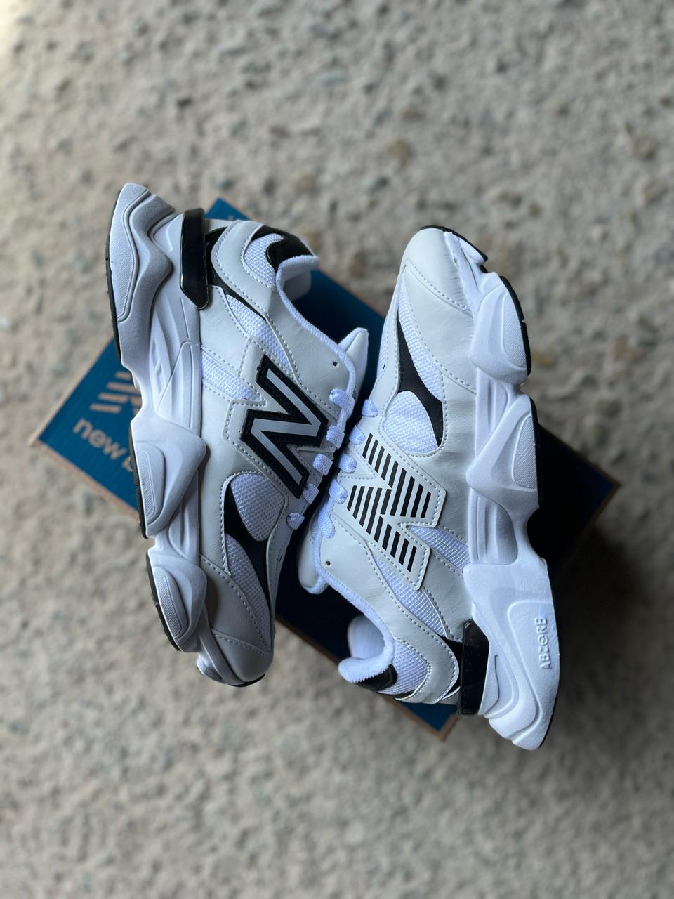 New Balance 9060 Premium Branco/preto