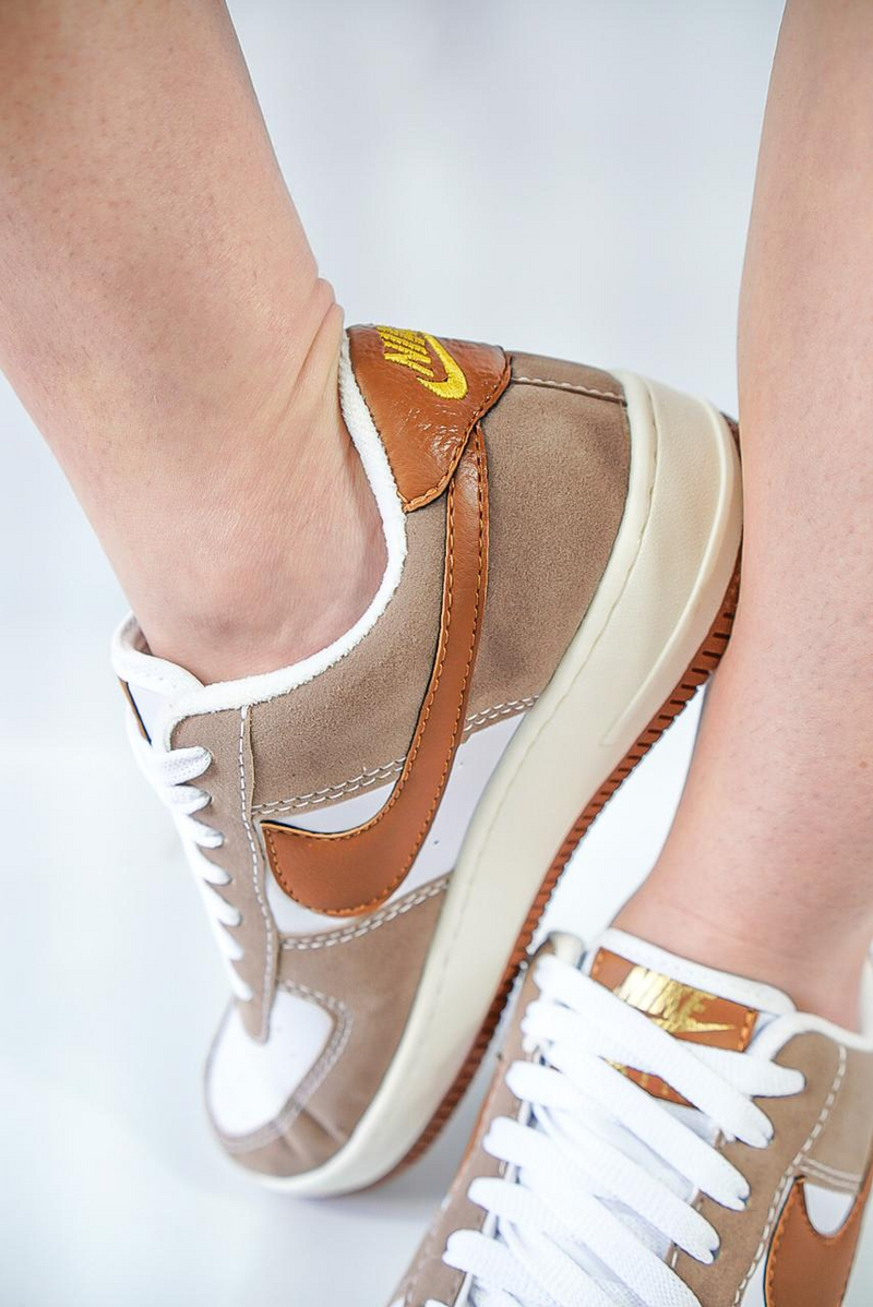 Air Force 1 Caramelo Camurça